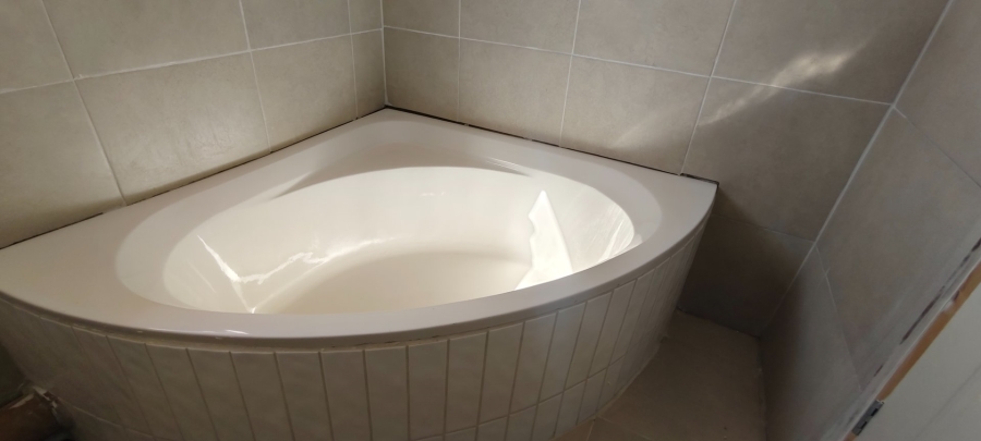 5 Bedroom Property for Sale in Westridge Western Cape